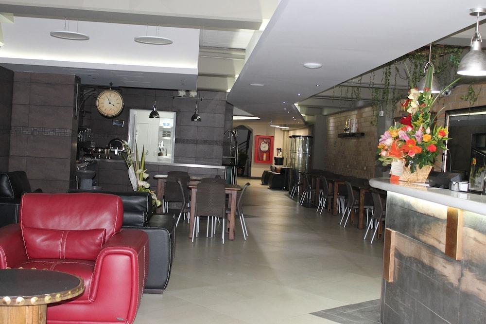Hotel Provenza Garden Medellín Eksteriør bilde